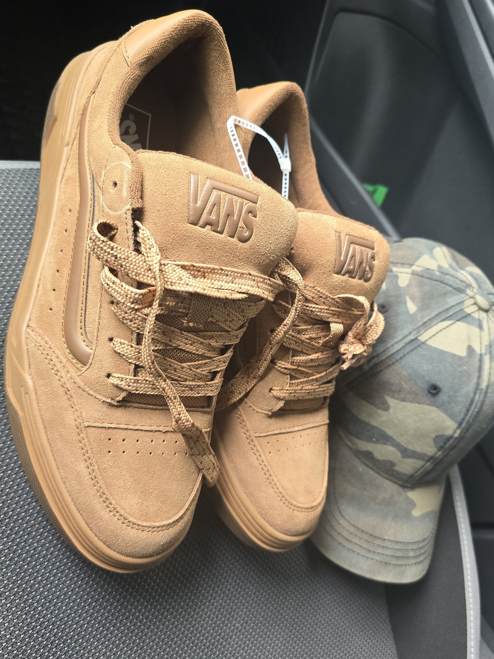 Vans Hylane Men's Suede  Tan Size 11 Men